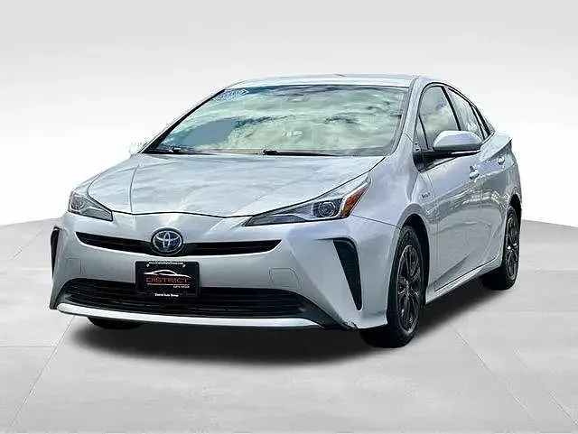2022 Toyota Prius L Eco image 2