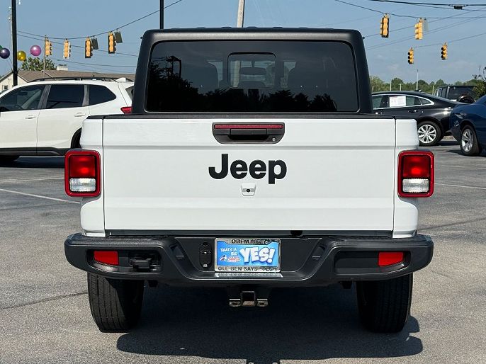 2023 Jeep Gladiator