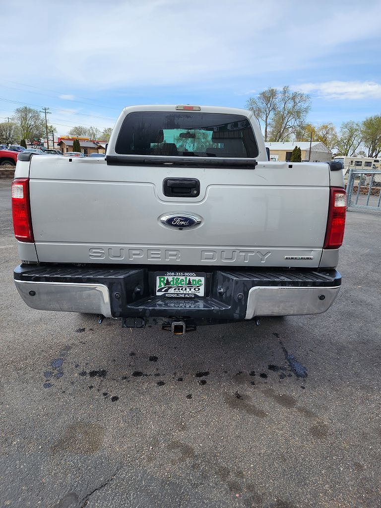 2015 Ford F-250 null image 3
