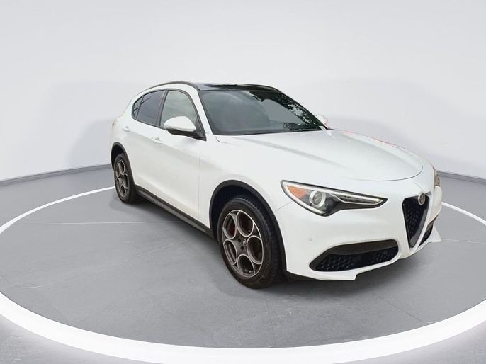 2023 Alfa Romeo Stelvio