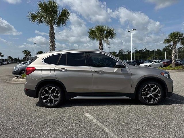 2022 BMW X1