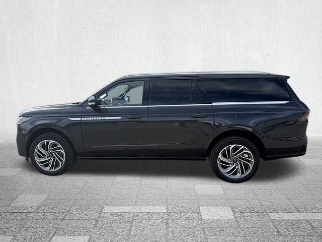 2025 Lincoln Navigator L