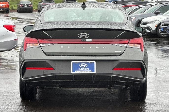 2025 Hyundai Elantra