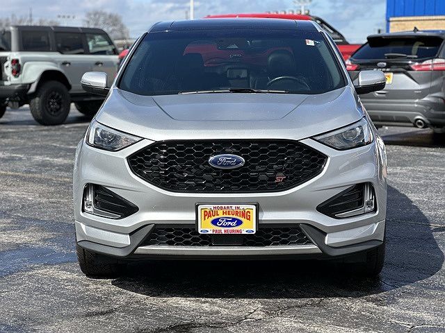 2019 Ford Edge ST image 1