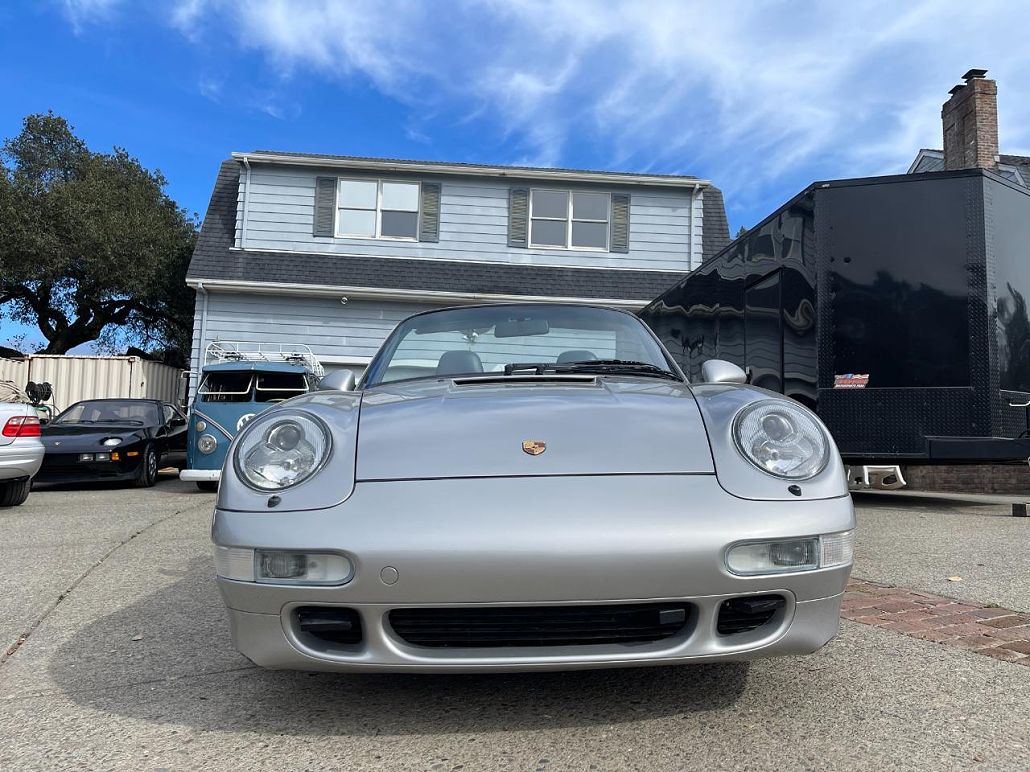 1997 Porsche 911 Carrera 4 image 2