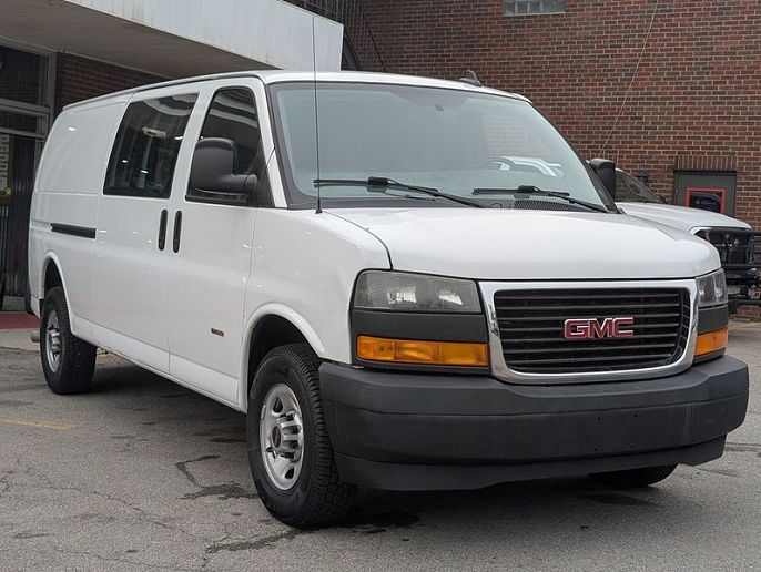 2018 GMC Savana