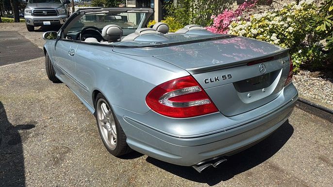 2005 Mercedes-Benz CLK