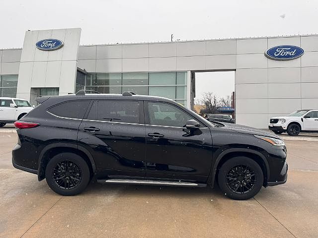 2023 Toyota Highlander