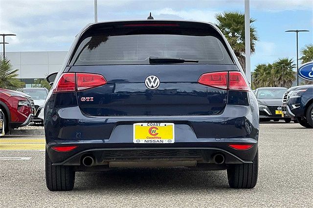 2017 Volkswagen Golf Autobahn image 4