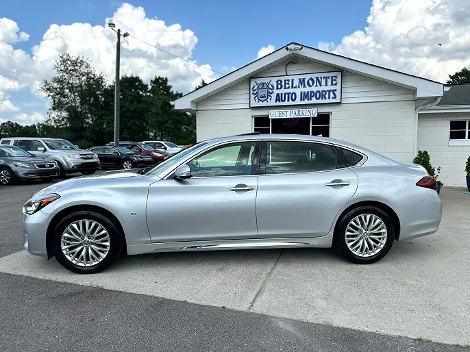 2015 Infiniti Q70