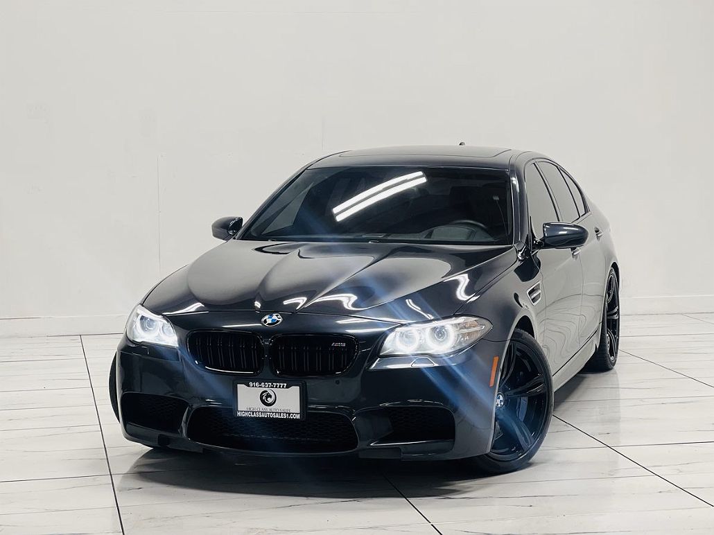 2014 BMW M5 null image 3