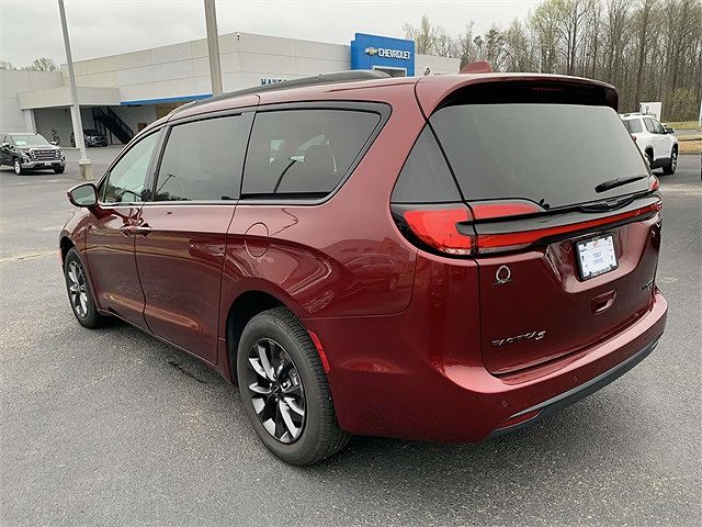 2021 Chrysler Pacifica Limited image 3