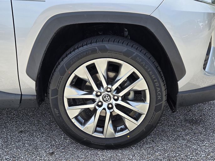 2020 Toyota RAV4