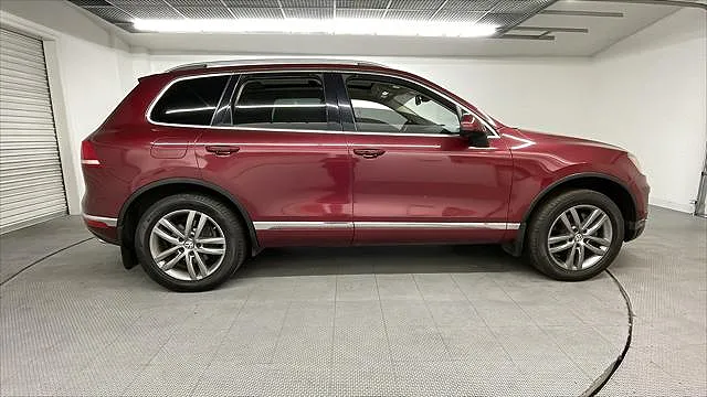 2016 Volkswagen Touareg