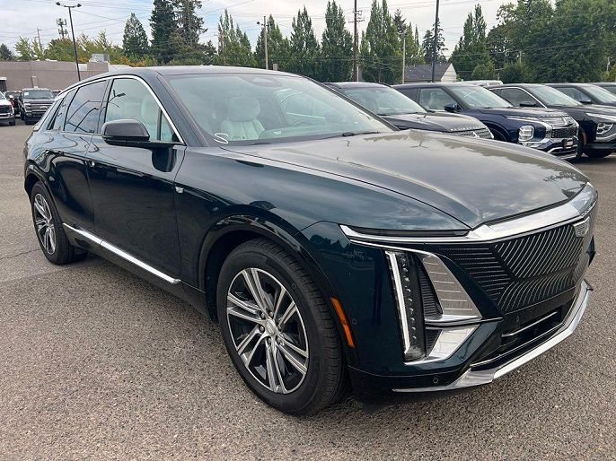 2024 Cadillac Lyriq