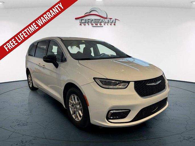 2024 Chrysler Pacifica