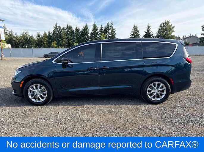 2025 Chrysler Pacifica