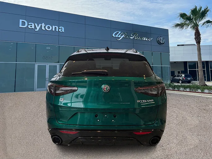 2025 Alfa Romeo Stelvio