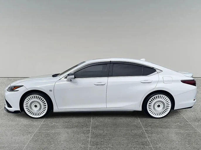 2020 Lexus ES