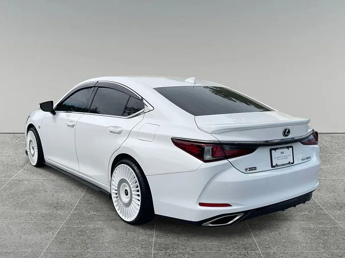2020 Lexus ES
