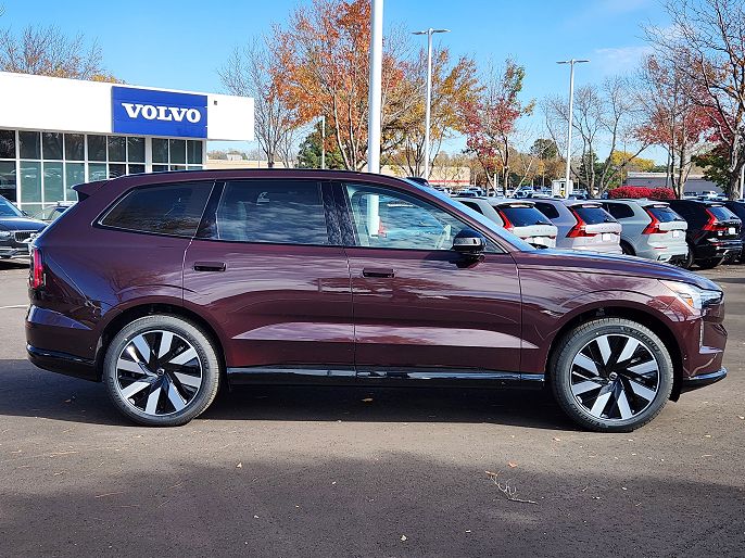 2025 Volvo EX90