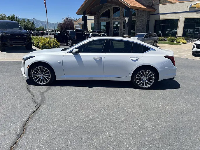 2025 Cadillac CT5