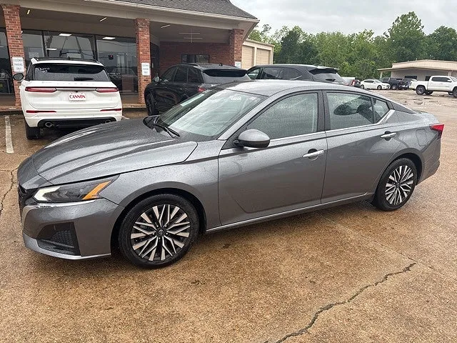 2023 Nissan Altima