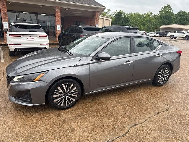 2023 Nissan Altima