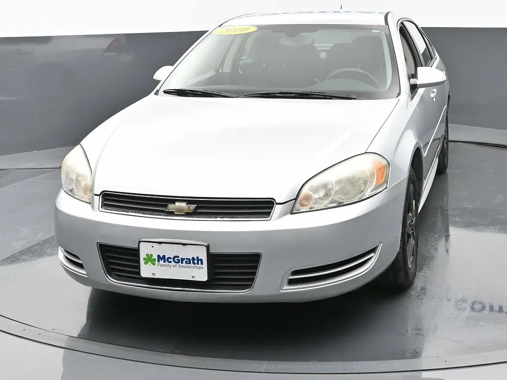 2010 Chevrolet Impala LS image 3