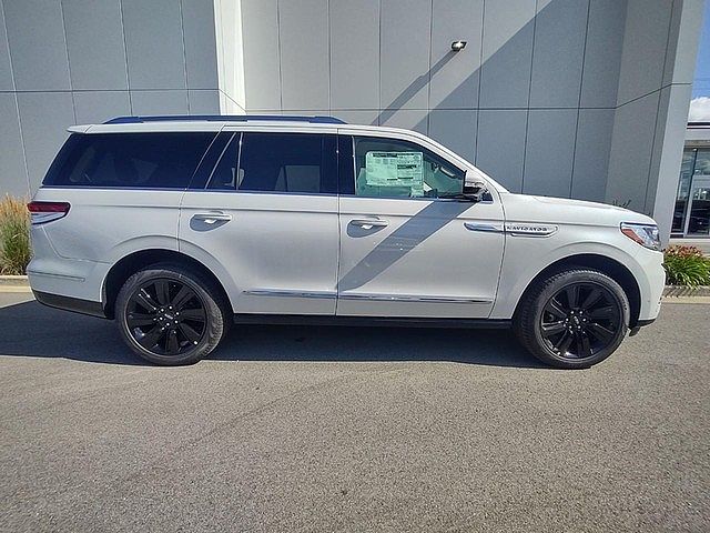 2024 Lincoln Navigator