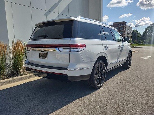 2024 Lincoln Navigator
