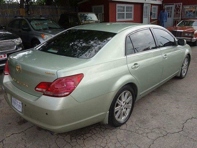 2007 Toyota Avalon Limited Edition image 4