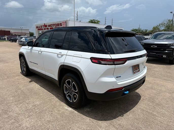 2022 Jeep Grand Cherokee