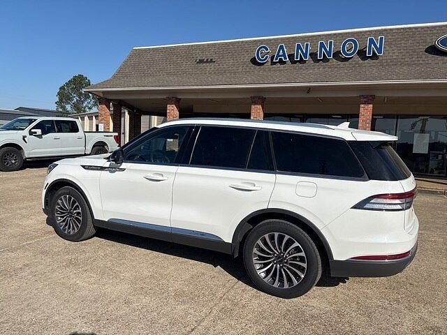 2023 Lincoln Aviator