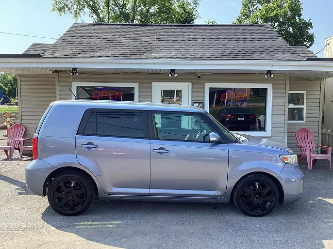 2010 Scion xB