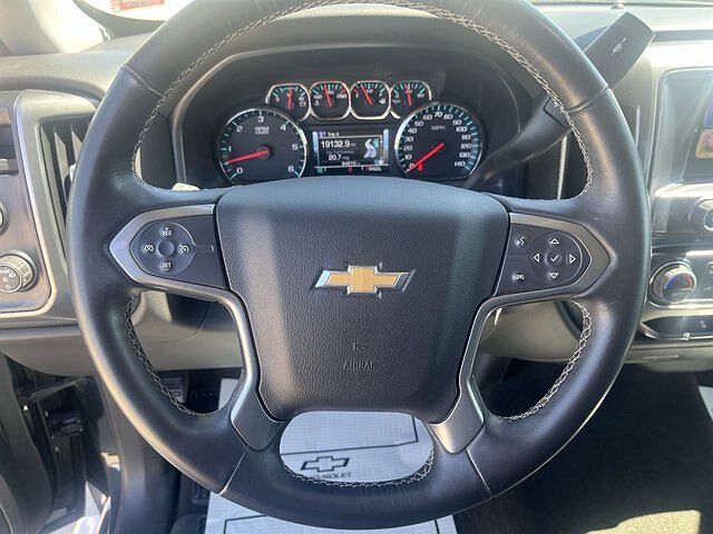 2018 Chevrolet Silverado 1500 LT image 11