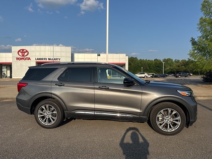 2023 Ford Explorer