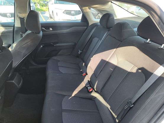 2023 Kia K5 LXS photo 8