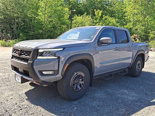 2025 Nissan Frontier