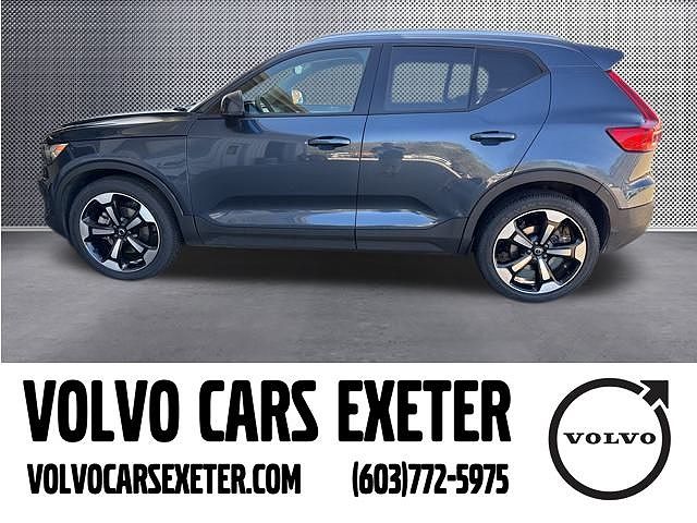2022 Volvo XC40