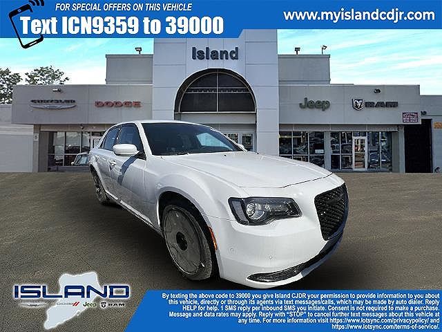 2023 Chrysler 300 S image 0