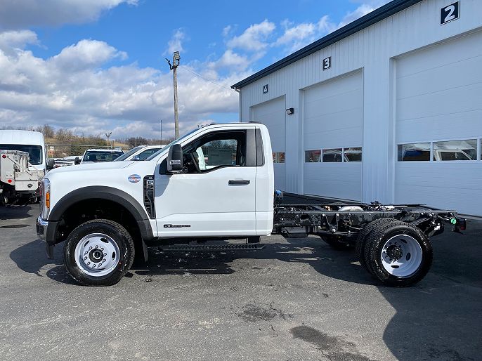 2024 Ford F-550