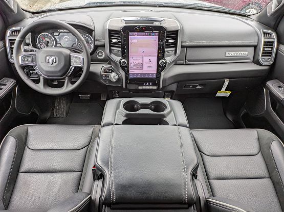 2025 Ram 1500 Laramie photo 2