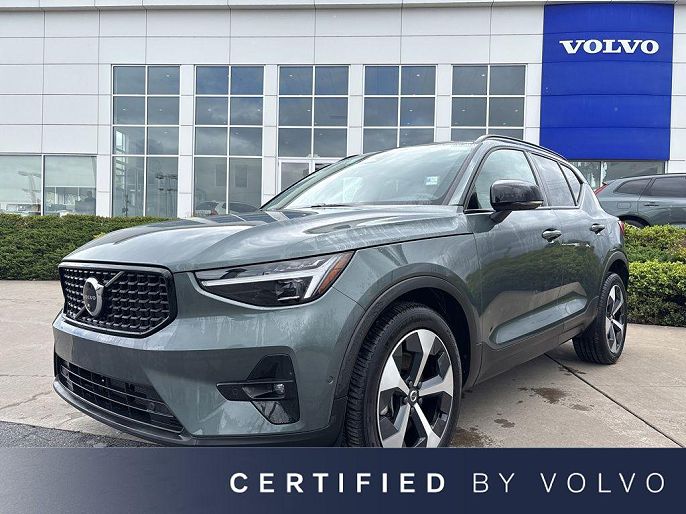 2026 Volvo XC40