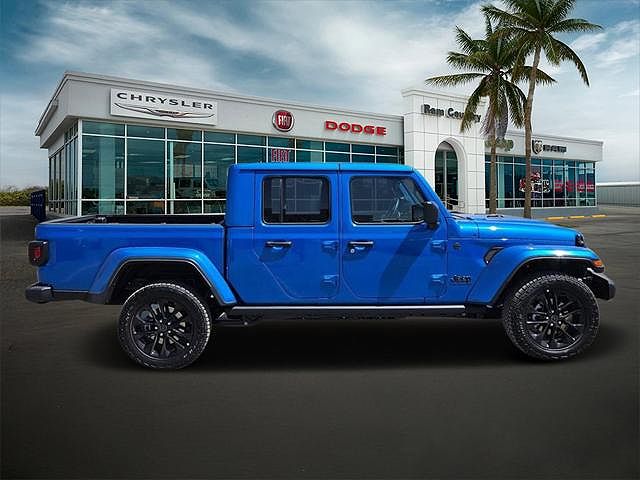 2025 Jeep Gladiator