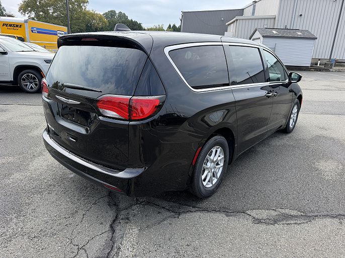 2027 Chrysler Pacifica