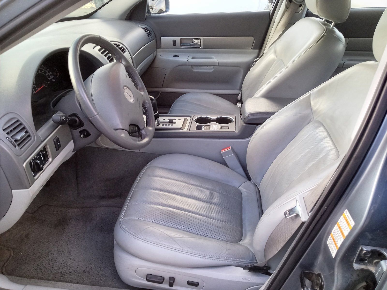 2004 Lincoln LS Sport image 7