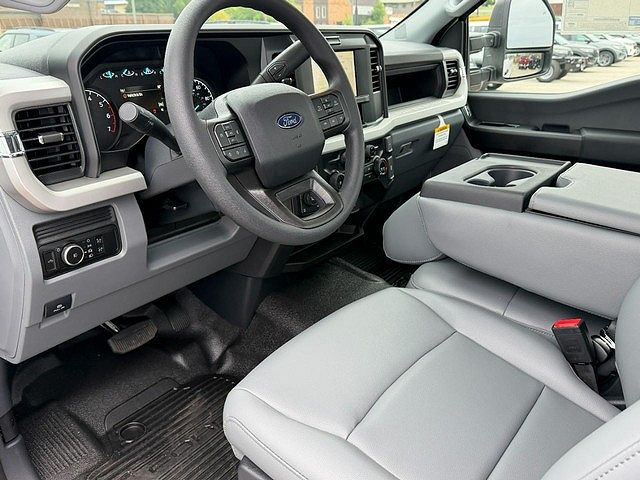 2027 Ford F-350