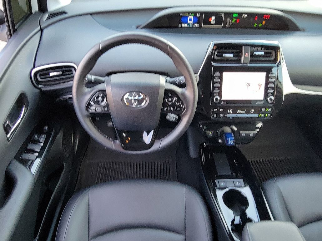 2022 Toyota Prius Nightshade Edition image 5