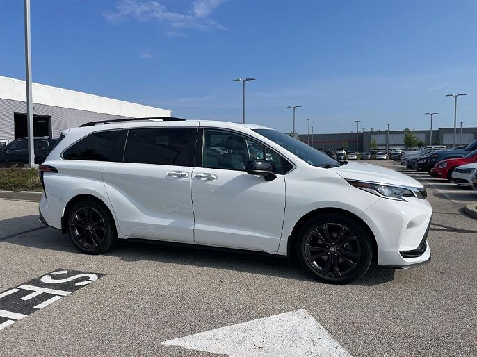 2022 Toyota Sienna